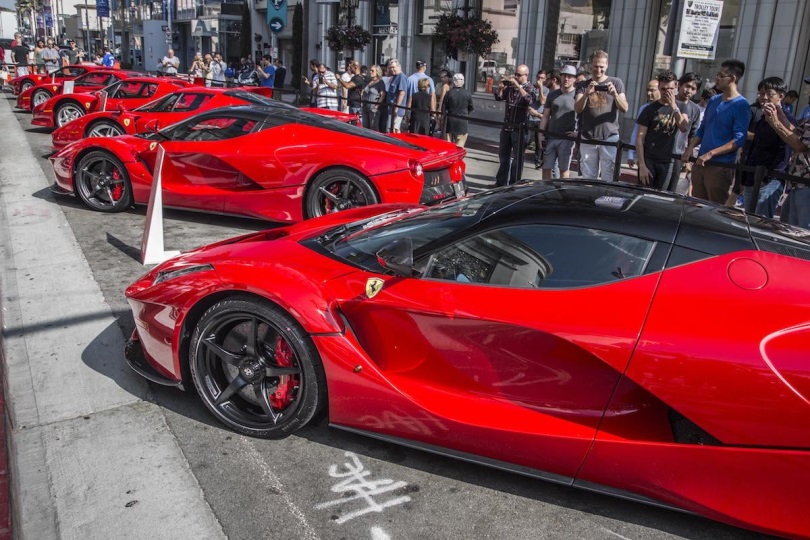 Supercar Party on Rodeo Drive 