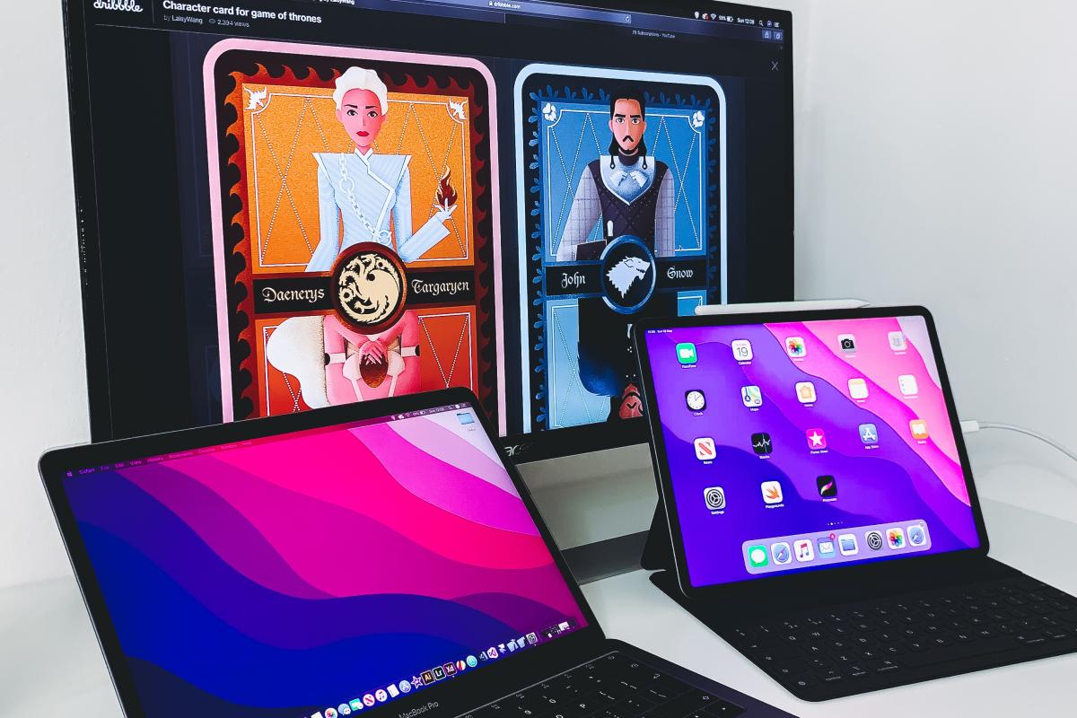 2 screens